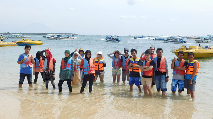 OUTING KE BALI 2017, rekreasi air di Tanjung Benoa